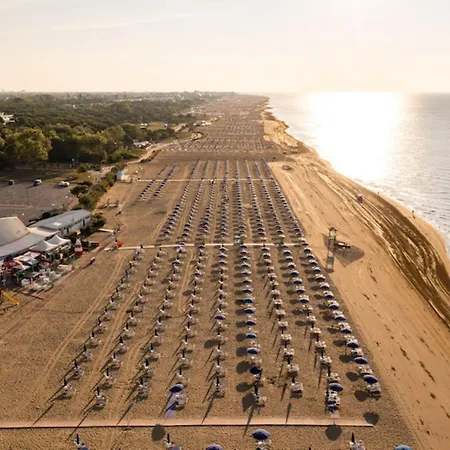 Daire Luminous Seaside Flat For 5 Guests - Beahost Bibione